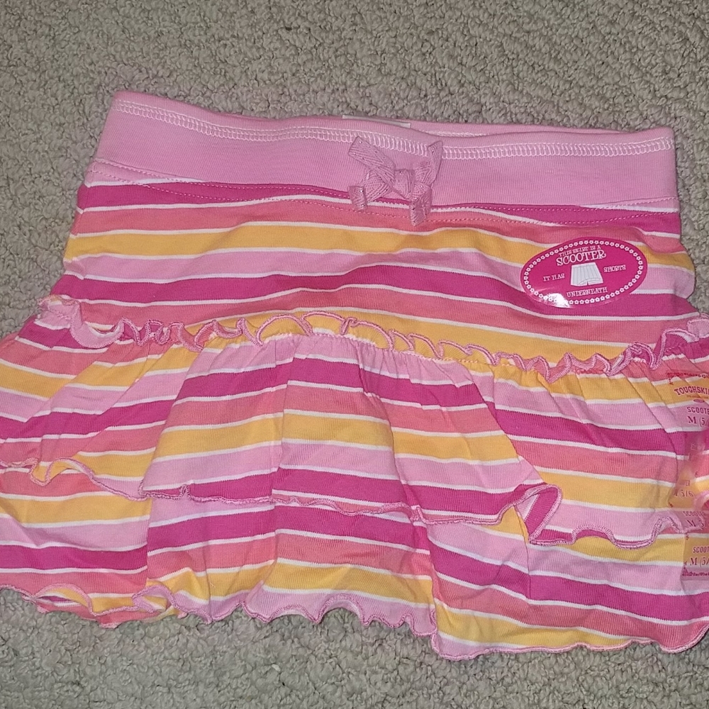 NWT girls striped ruffle tiered skirt. 5/6.